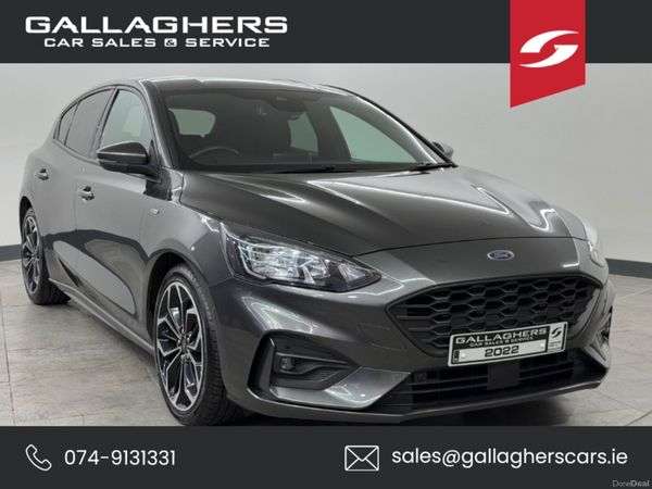 Ford Focus Hatchback, Diesel, 2022, Grey