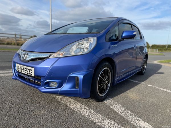 Honda Fit Hatchback, Petrol Hybrid, 2013, Blue