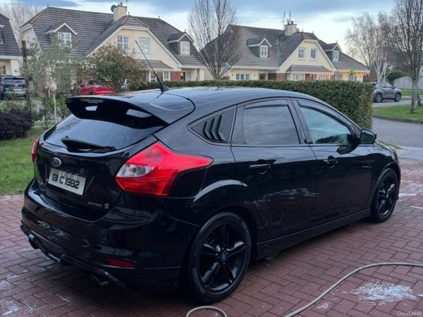 Ford Focus Hatchback, Diesel, 2013, Black