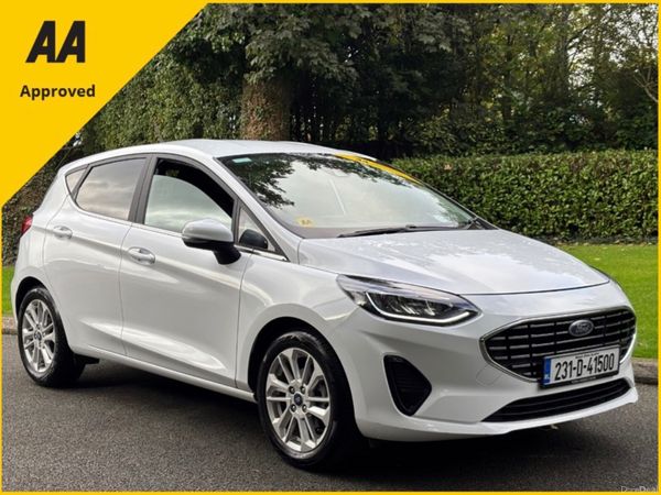 Ford Fiesta Hatchback, Petrol, 2023, White