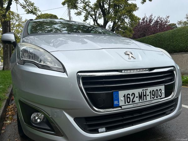 Peugeot 5008 MPV, Diesel, 2016, Silver