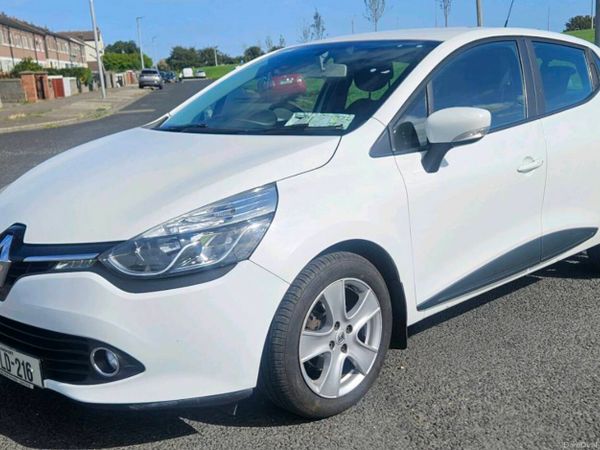 Renault Clio Hatchback, Diesel, 2014, White