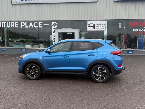 Hyundai Tucson SUV, Diesel, 2017, Blue