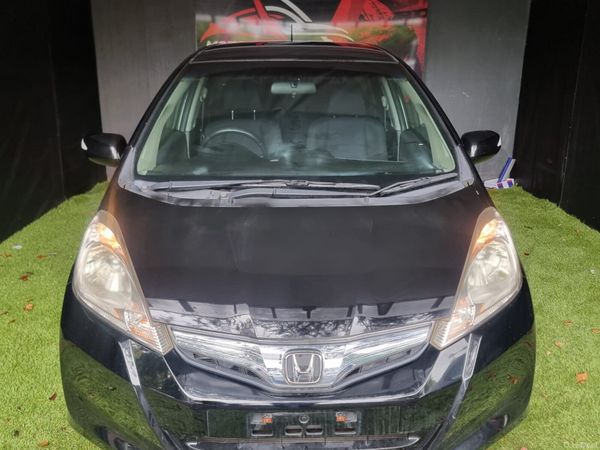 Honda Fit Hatchback, Petrol, 2012, Black