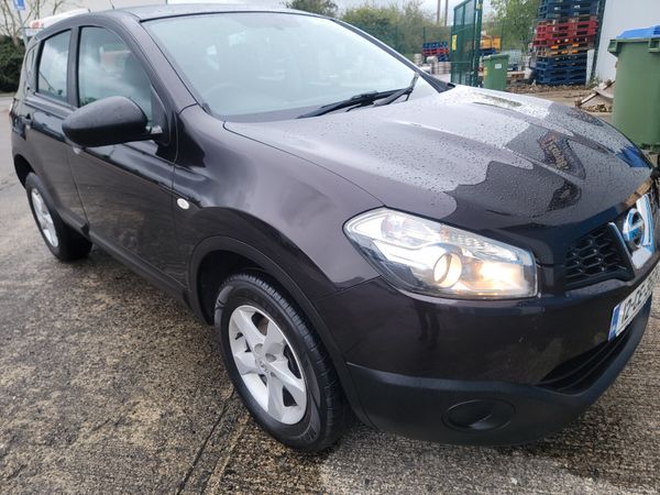 Nissan Qashqai Hatchback, Diesel, 2012, Black