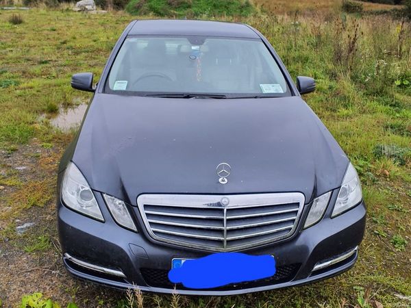 Mercedes-Benz E-Class Saloon, Diesel, 2012, Grey