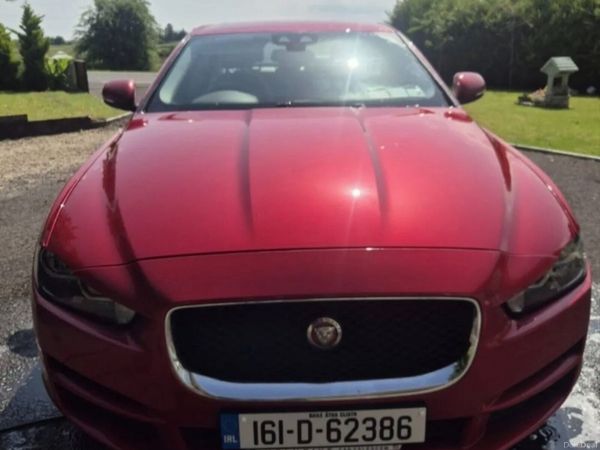 Jaguar XE Saloon, Diesel, 2016, Red
