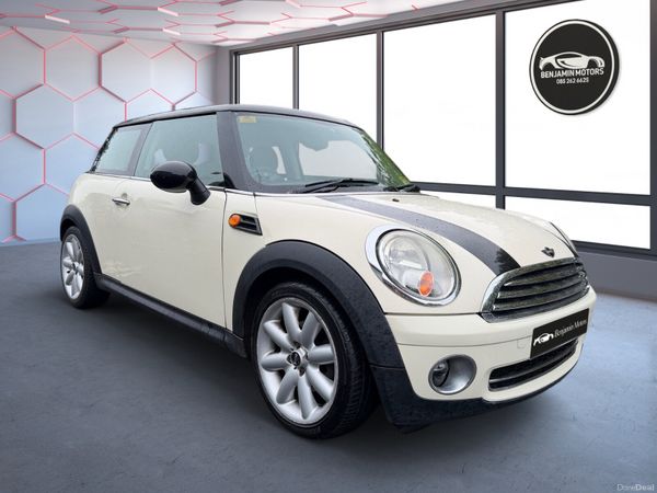 Mini Cooper Hatchback, Diesel, 2010, White
