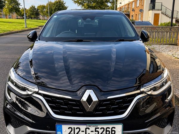 Renault Arkana Hatchback, Petrol, 2021, Black