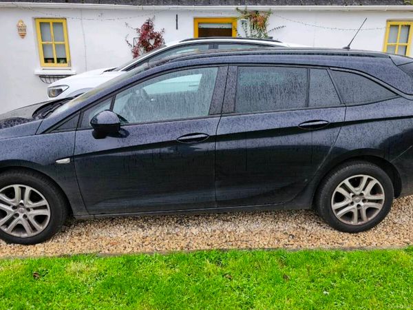 Opel Astra Estate, Diesel, 2018, Blue