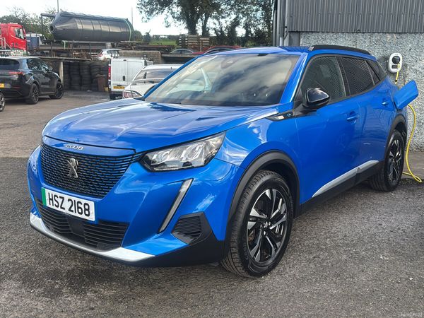 Peugeot 2008 SUV, Electric, 2023, Blue