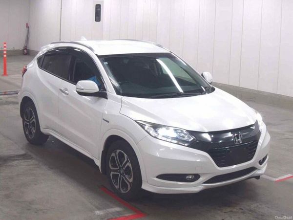 Honda Vezel SUV, Petrol Hybrid, 2015, White