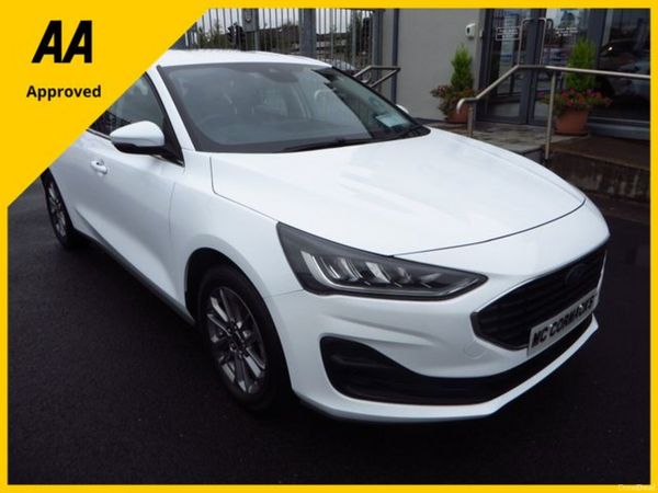 Ford Focus Hatchback, Petrol Hybrid, 2023, White