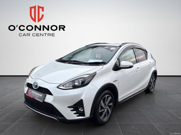 Toyota Aqua Hatchback, Petrol Hybrid, 2018, White