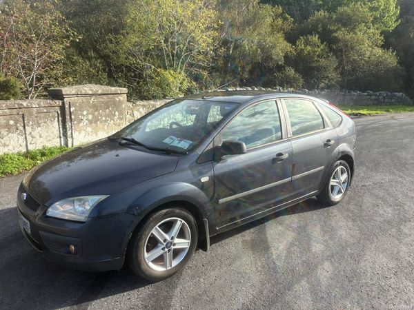Ford Focus Hatchback, Petrol, 2007, Grey