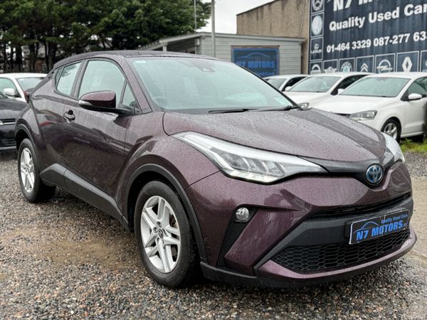 Toyota C-HR SUV, Petrol Hybrid, 2023, Purple