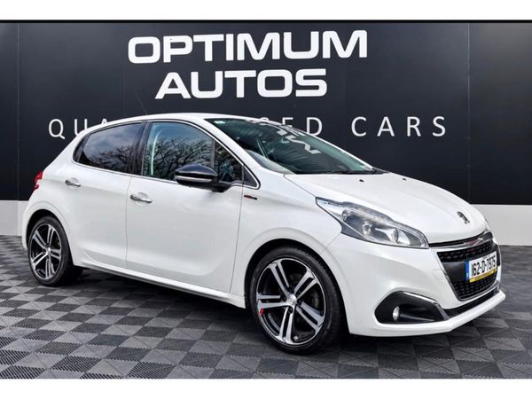Peugeot 208 Hatchback, Petrol, 2016, White