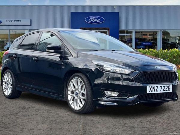 Ford Focus Hatchback, Petrol, 2018, Black