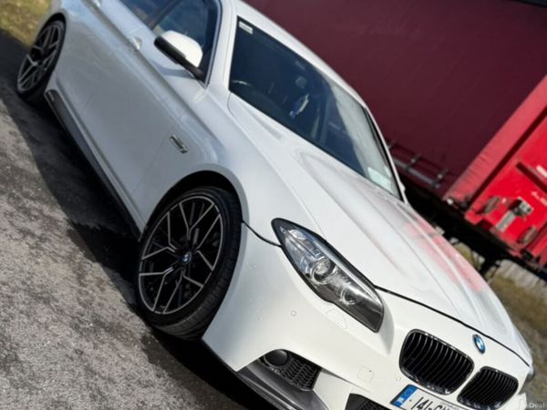 BMW 5-Series Saloon, Diesel, 2014, White