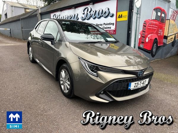 Toyota Corolla Hatchback, Petrol Hybrid, 2022, Green