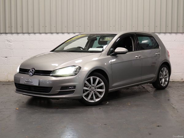 Volkswagen Golf Hatchback, Petrol, 2017, Gold