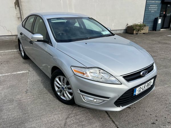 Ford Mondeo Hatchback, Diesel, 2012, Silver