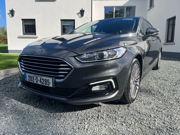 Ford Mondeo Hatchback, Diesel, 2020, Grey