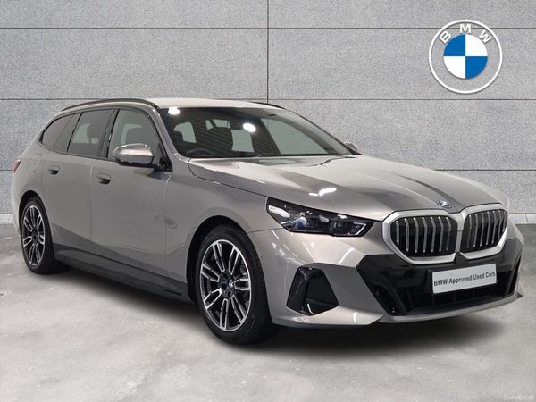 BMW 5-Series Estate, Petrol Hybrid, 2026, Grey