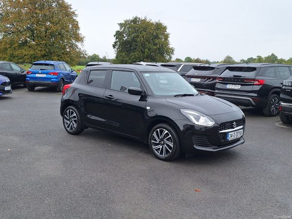 Suzuki Swift Hatchback, Petrol, 2024, Black