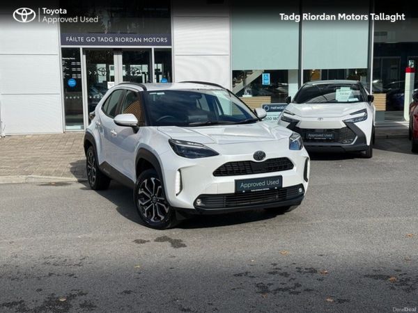 Toyota Yaris Cross Hatchback, Petrol Hybrid, 2026, White