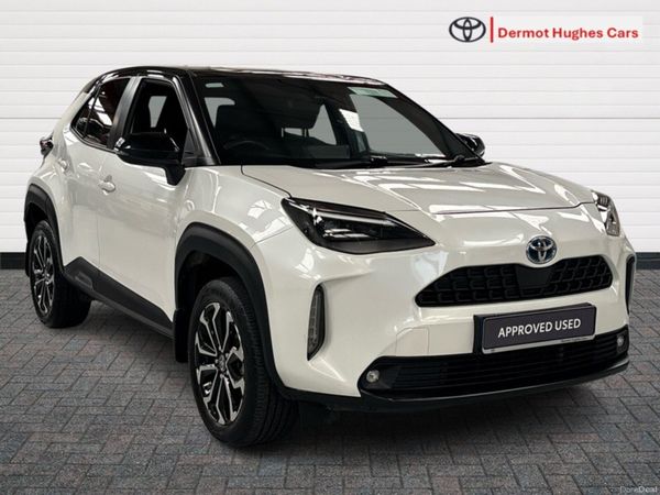 Toyota Yaris Cross Hatchback, Petrol Hybrid, 2022, White
