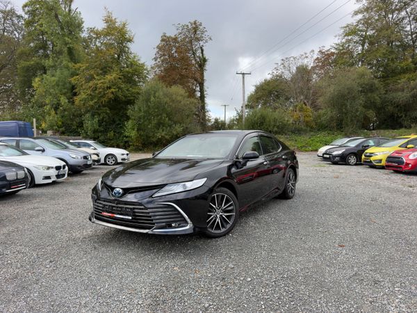 Toyota Camry Saloon, Petrol Hybrid, 2023, Black