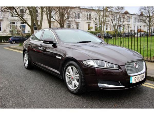Jaguar XF Saloon, Diesel, 2015, Red
