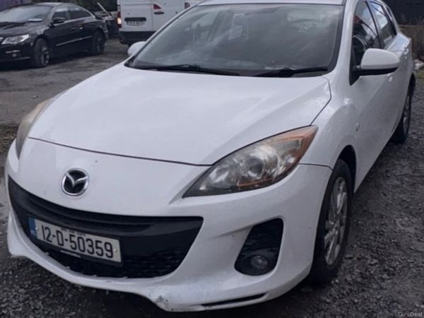 Mazda Mazda3 Hatchback, Diesel, 2012, White