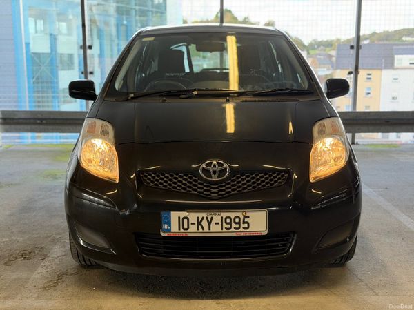 Toyota Yaris Hatchback, Petrol, 2010, Black
