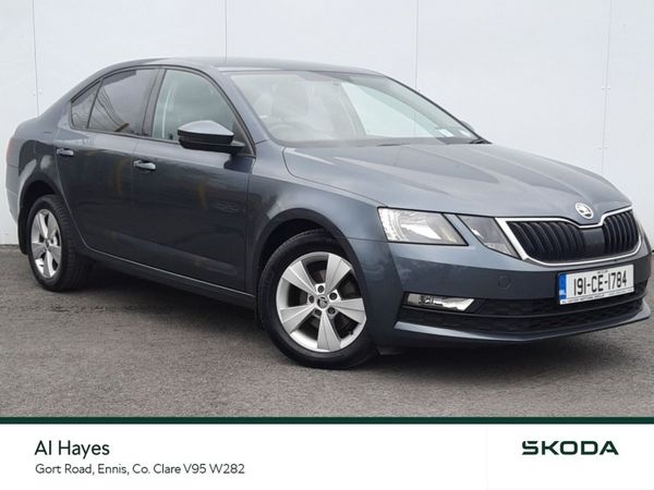 Skoda Octavia Saloon, Diesel, 2019, Grey