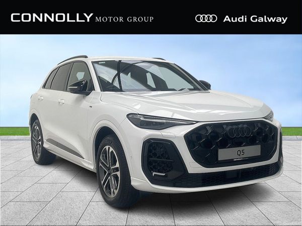 Audi Q5 SUV, Petrol Plug-in Hybrid, 2027, White