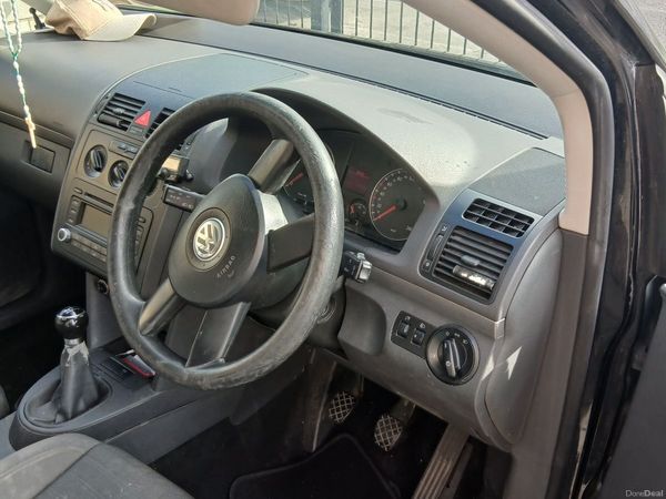 Volkswagen Touran MPV, Diesel, 2006, Black
