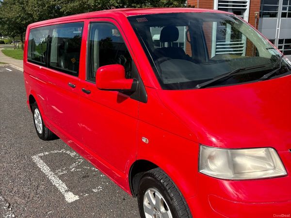 Volkswagen Shuttle Minibus, Diesel, 2008, Red