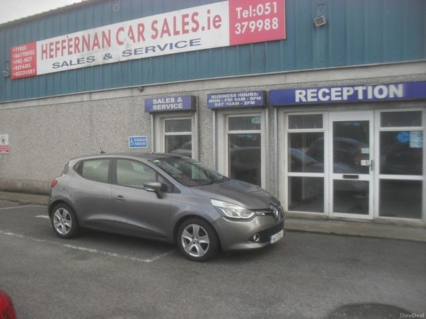 Renault Clio Hatchback, Petrol, 2014, Grey