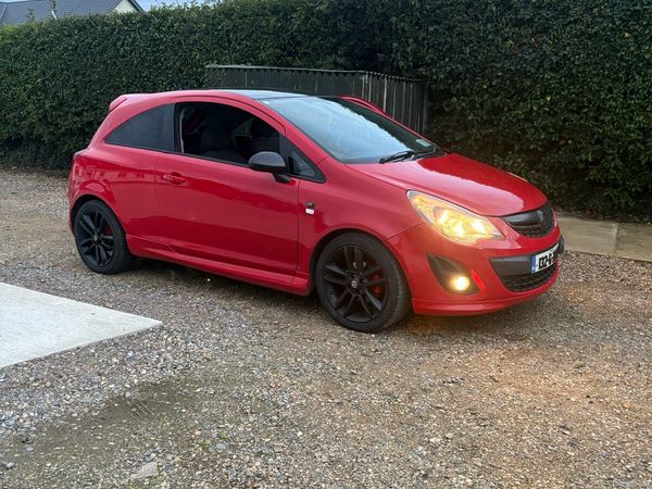 Vauxhall Corsa Hatchback, Petrol, 2013, Red