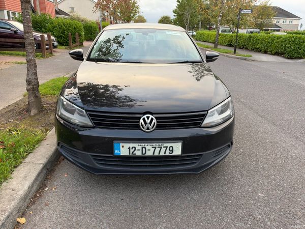 Volkswagen Jetta Saloon, Diesel, 2012, Black