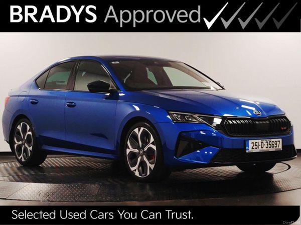 Skoda Octavia Hatchback, Petrol, 2025, Blue