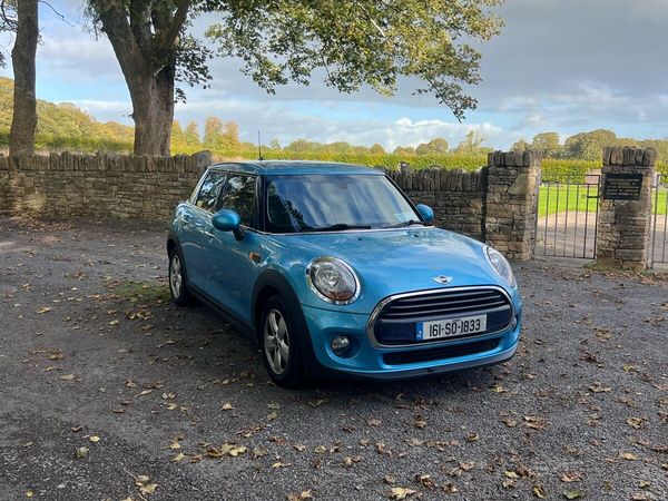 Mini Cooper Hatchback, Diesel, 2016, Blue