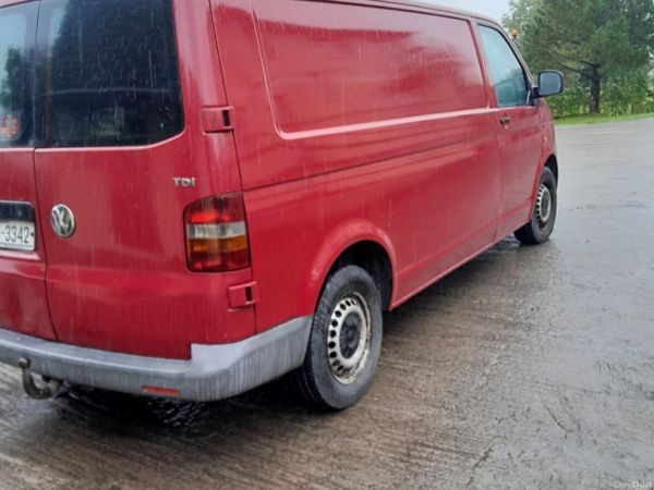 Volkswagen Other Van, Diesel, 2006, Red