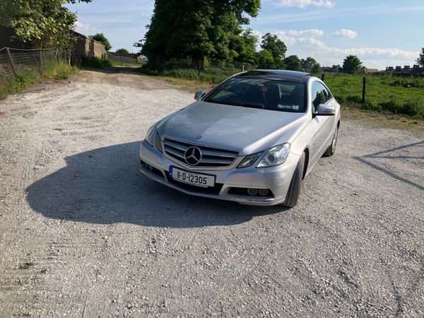 Mercedes-Benz E-Class Coupe, Diesel, 2011, Silver