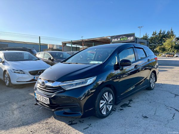 Honda Shuttle MPV, Petrol Hybrid, 2015, Black