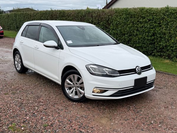 Volkswagen Golf Hatchback, Petrol, 2017, White