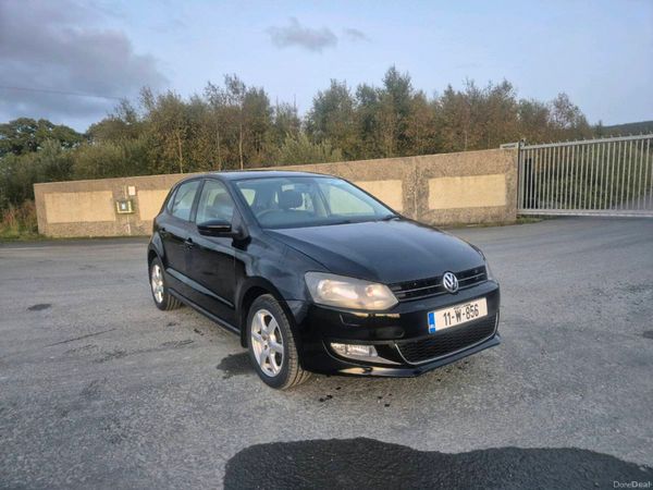 Volkswagen Polo Hatchback, Petrol, 2012, Black