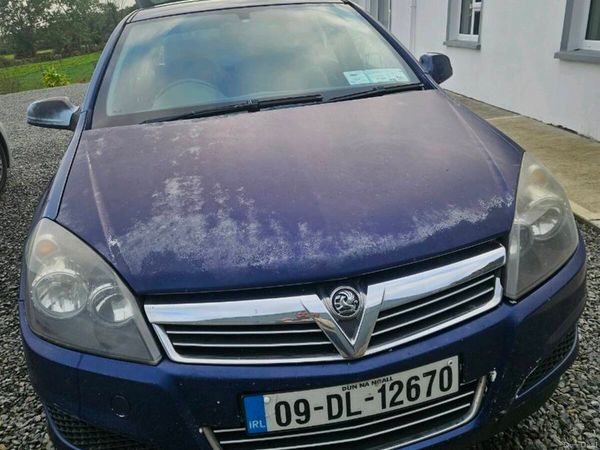 Vauxhall Astra Hatchback, Petrol, 2009, Blue